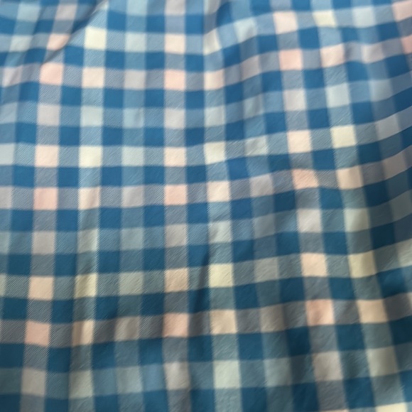 Vineyard Vines button down shirt. Size 7 - Picture 3 of 3